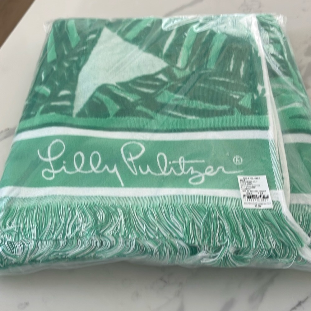 NWT Lilly Pulitzer beach towel